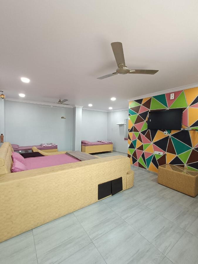 Hotel Jb Star Māndvi Εξωτερικό φωτογραφία