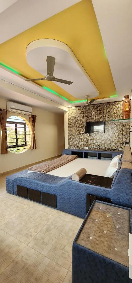 Hotel Jb Star Māndvi Εξωτερικό φωτογραφία